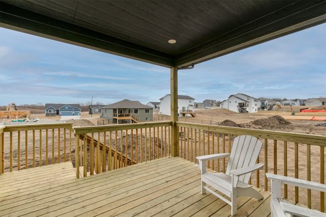 3313 NW Prescott Court, Grimes, IA 50111