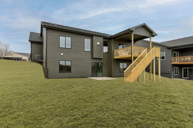 3313 NW Prescott Court, Grimes, IA 50111