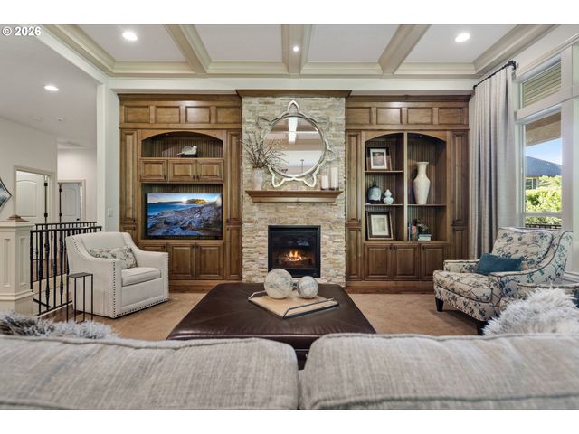 3416 Nw LACAMAS Ln, Camas, WA 98607