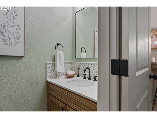 3416 Nw LACAMAS Ln, Camas, WA 98607