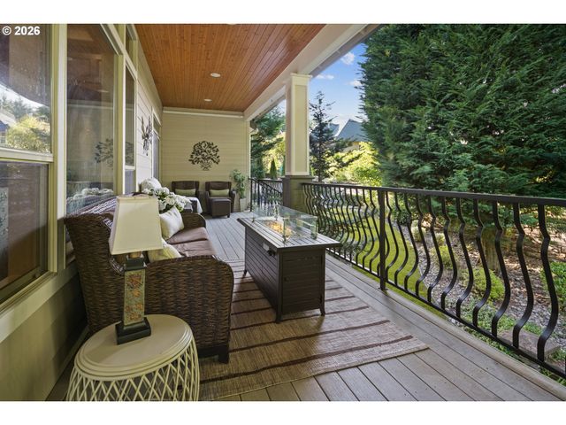 3416 Nw LACAMAS Ln, Camas, WA 98607