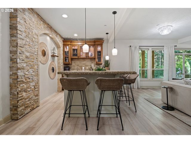 3416 Nw LACAMAS Ln, Camas, WA 98607