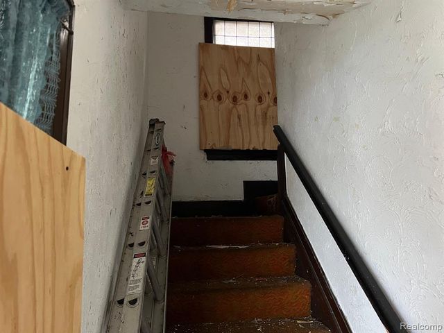 2472 W Euclid Street, Detroit, MI 48206