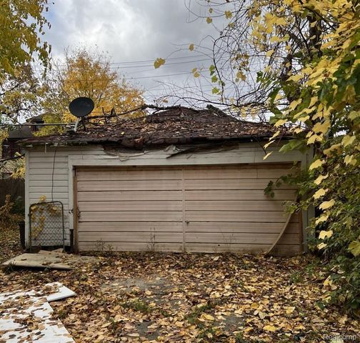 2472 W Euclid Street, Detroit, MI 48206