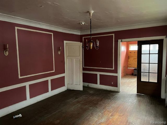 2472 W Euclid Street, Detroit, MI 48206