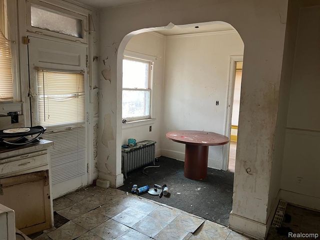 2472 W Euclid Street, Detroit, MI 48206