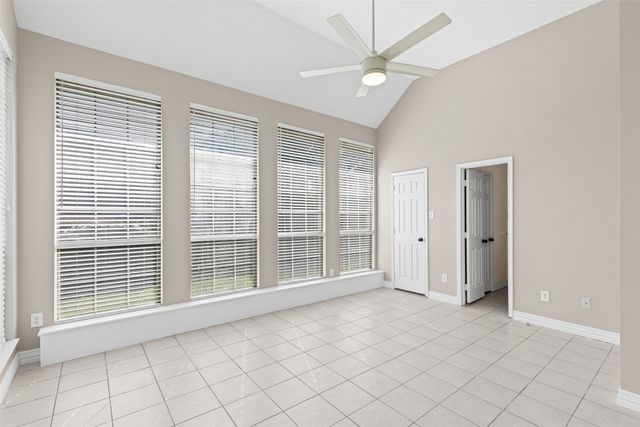 5105 Natchez Drive, Rowlett, TX 75088