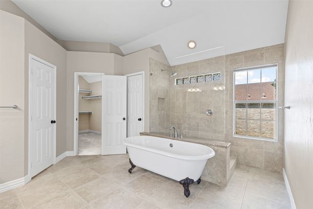 5105 Natchez Drive, Rowlett, TX 75088