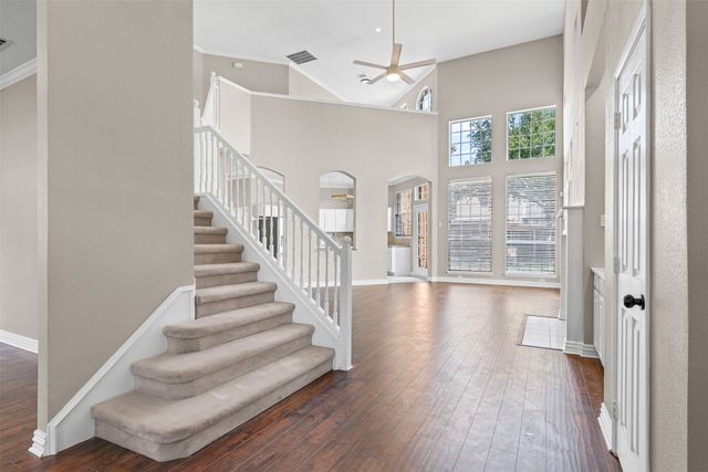 5105 Natchez Drive, Rowlett, TX 75088