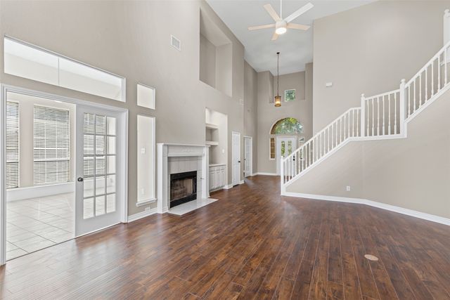 5105 Natchez Drive, Rowlett, TX 75088