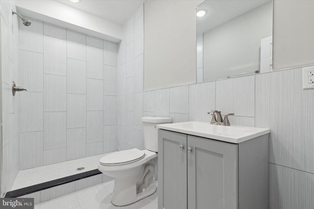 1230 N MARSHALL ST, Philadelphia, PA 19122