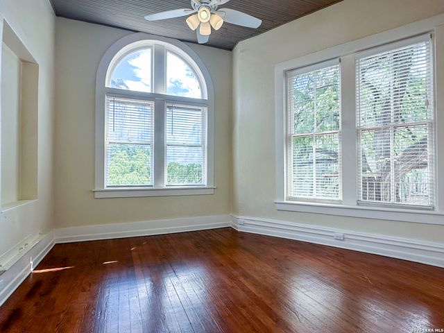245 Losoya, San Antonio, TX 78205
