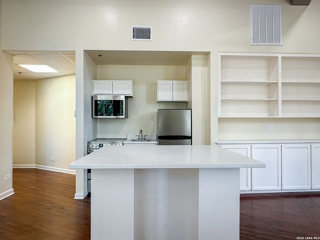 245 Losoya, San Antonio, TX 78205