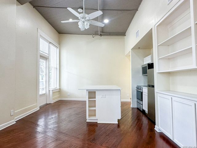 245 Losoya, San Antonio, TX 78205