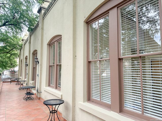 245 Losoya, San Antonio, TX 78205
