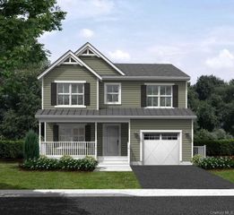 120 4th Street, Saint James, NY 11780