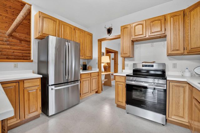 N9170 PAGEL ROAD, Iola, WI 54945