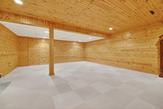 N9170 PAGEL ROAD, Iola, WI 54945