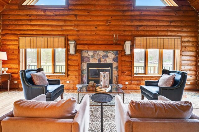 N9170 PAGEL ROAD, Iola, WI 54945