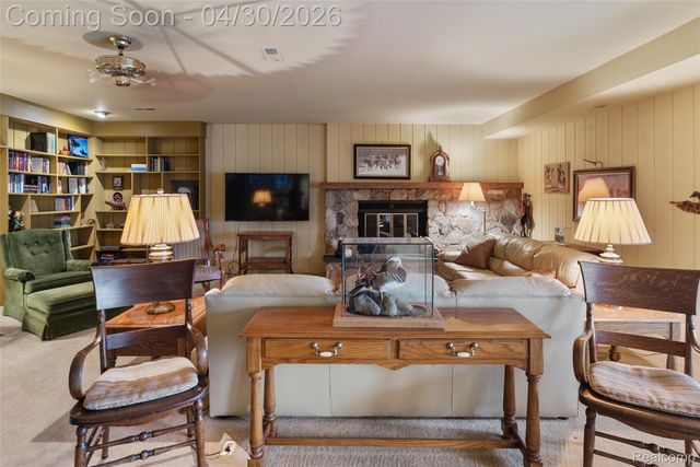 8412 Beacon Lane, Salem Township, MI 48168