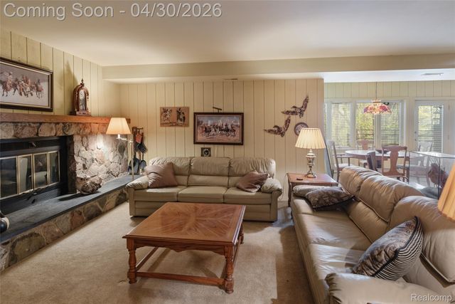 8412 Beacon Lane, Salem Township, MI 48168