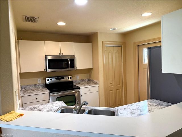 1300 NW 10th ST, Cape Coral, FL 33993