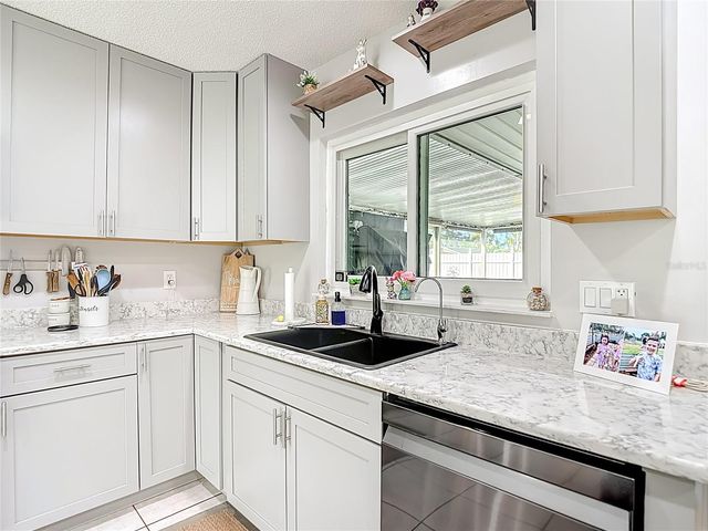 3729 SAND PEBBLE DRIVE, Valrico, FL 33596