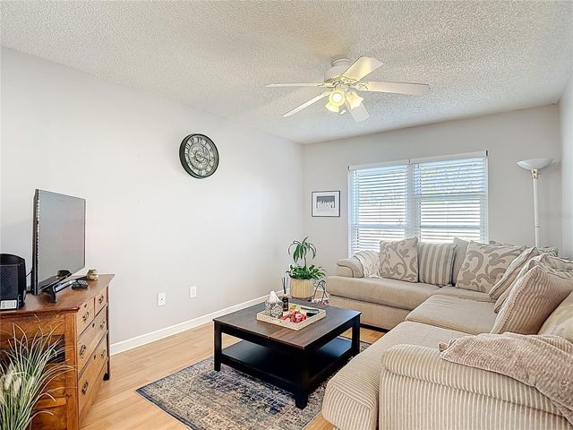 3729 SAND PEBBLE DRIVE, Valrico, FL 33596