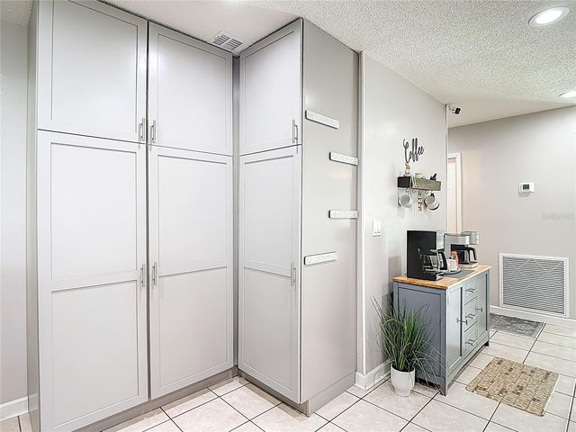 3729 SAND PEBBLE DRIVE, Valrico, FL 33596