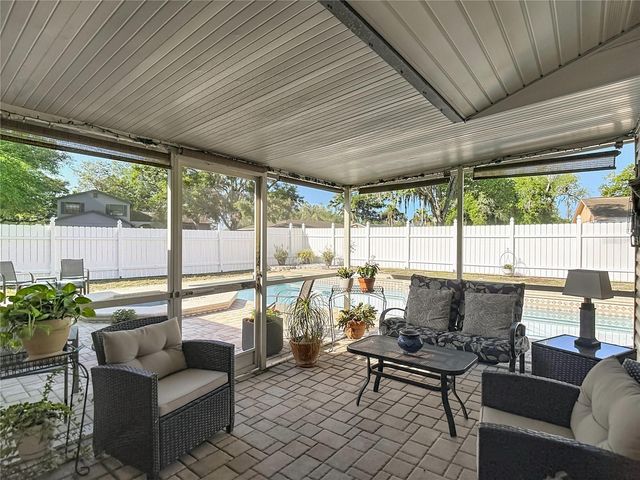 3729 SAND PEBBLE DRIVE, Valrico, FL 33596