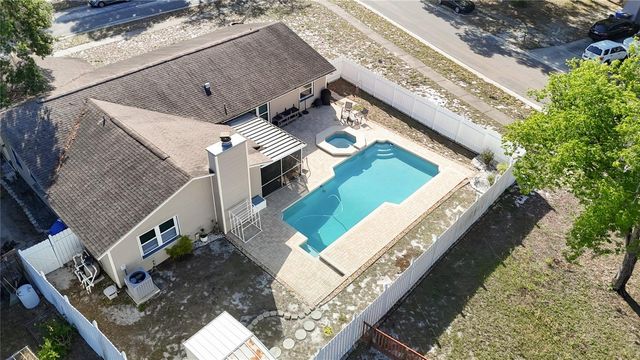 3729 SAND PEBBLE DRIVE, Valrico, FL 33596