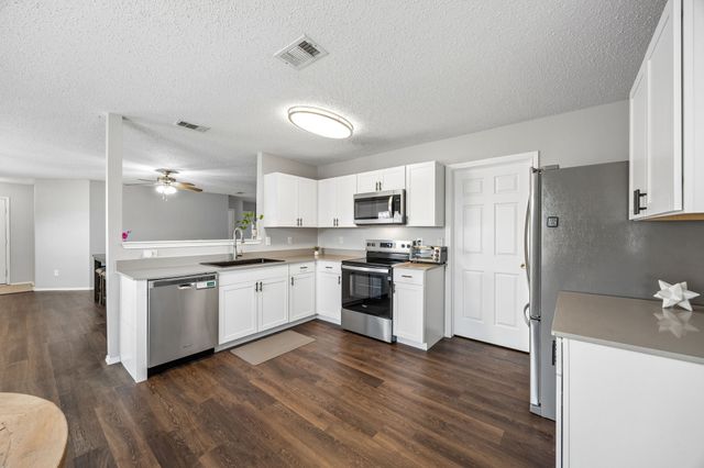 5441 Camarillo Drive, Fort Worth, TX 76244