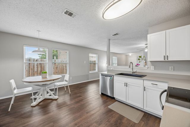 5441 Camarillo Drive, Fort Worth, TX 76244