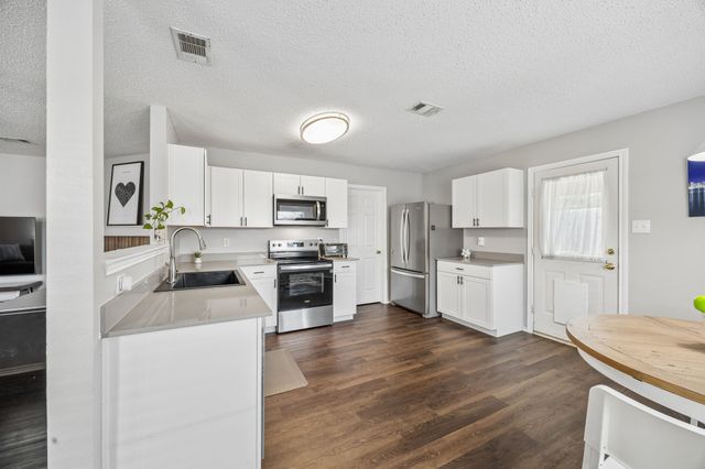 5441 Camarillo Drive, Fort Worth, TX 76244