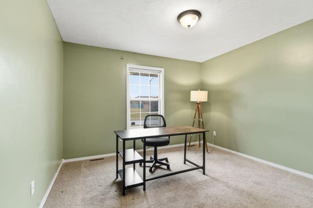 1135 W Broad Street, Republic, MO 65738