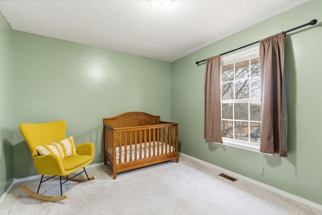 1135 W Broad Street, Republic, MO 65738