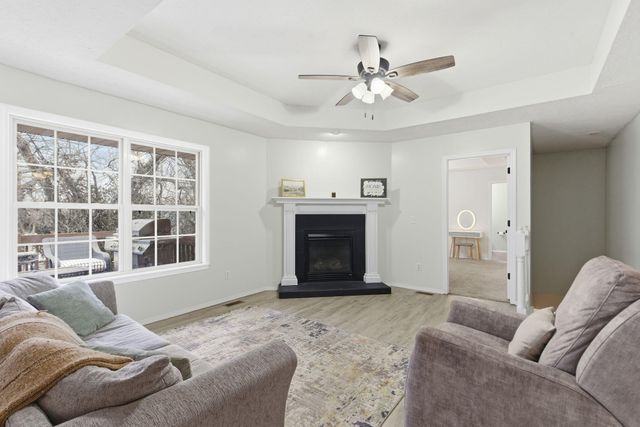 1135 W Broad Street, Republic, MO 65738