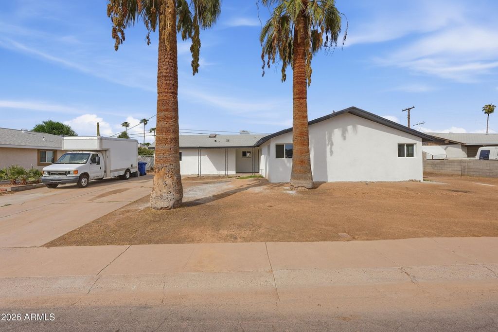 6402 W ORANGE Drive, Glendale, AZ 85301 — photo 2