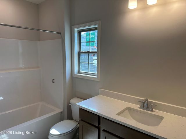 3612 Ringing Bell Ln, Louisville, KY 40245