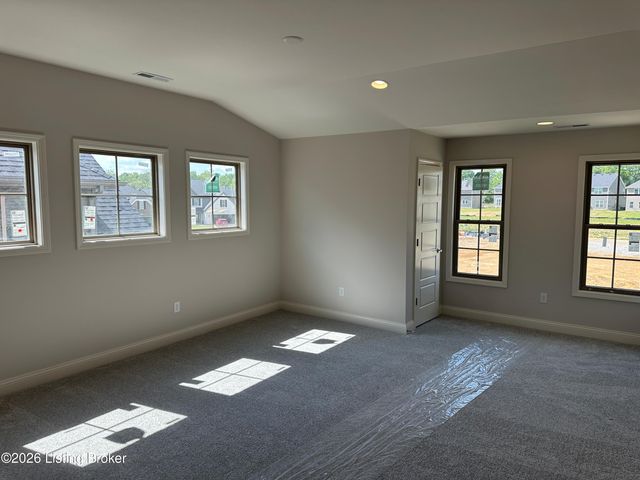 3612 Ringing Bell Ln, Louisville, KY 40245