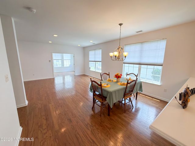 43 Banbury Lane, Jackson, NJ 08527