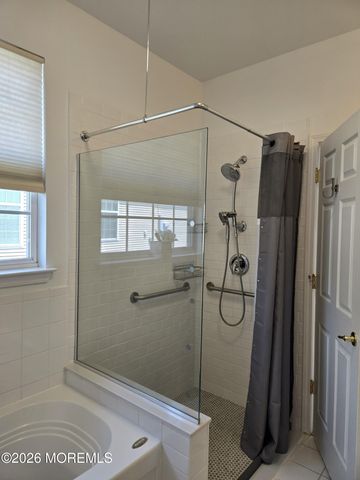 43 Banbury Lane, Jackson, NJ 08527