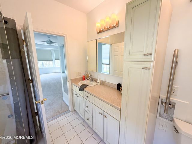 43 Banbury Lane, Jackson, NJ 08527