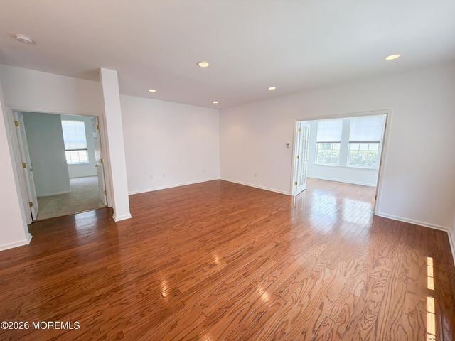 43 Banbury Lane, Jackson, NJ 08527