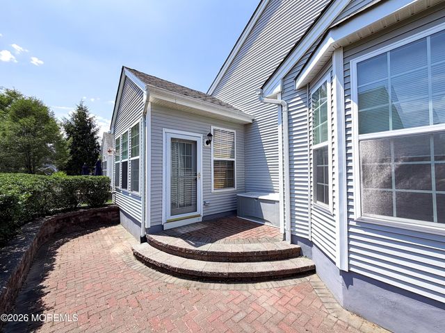 43 Banbury Lane, Jackson, NJ 08527