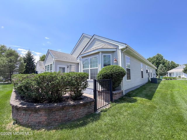 43 Banbury Lane, Jackson, NJ 08527