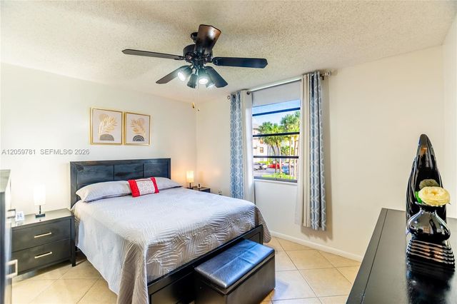 1508 S Whitehall 206 206, Davie, FL 33324
