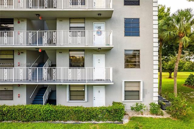 1508 S Whitehall 206 206, Davie, FL 33324