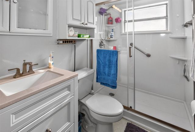 10223 N ARMENIA AVENUE, Tampa, FL 33612