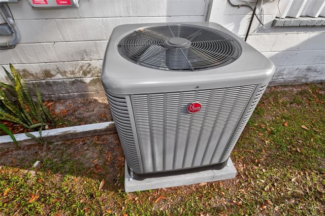 10223 N ARMENIA AVENUE, Tampa, FL 33612